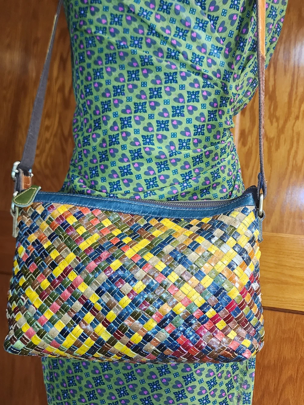 Handwoven Multicolor Leather Crossbody Bag - Stylish Women’s Shoulder Bag